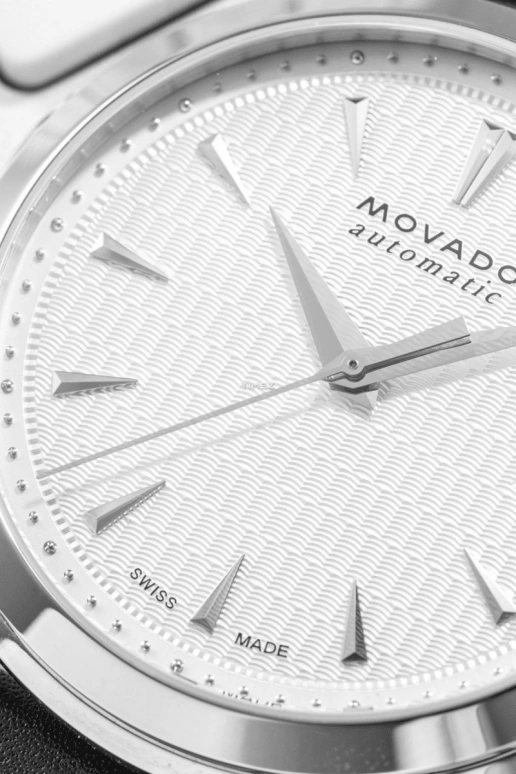 Movado,Disco Volante 40mm,40mm,Stainless Steel,White,Automatic,Day,Sapphire,Crystal Glass,3650110