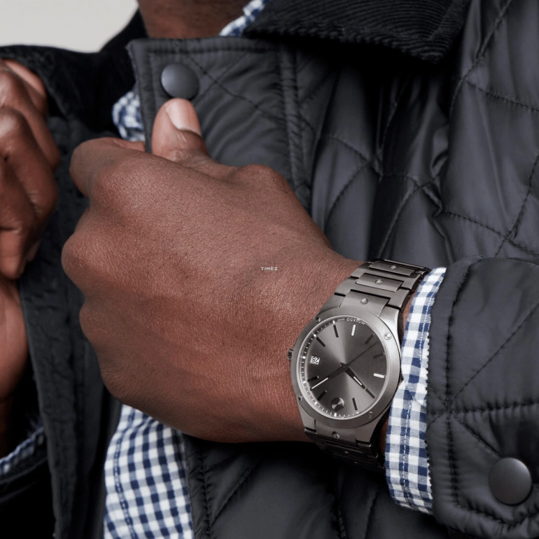 Movado,Movado SE 41mm,41mm,Stainless Steel,Grey,Quartz,Day,Sapphire,Crystal Glass,0607515