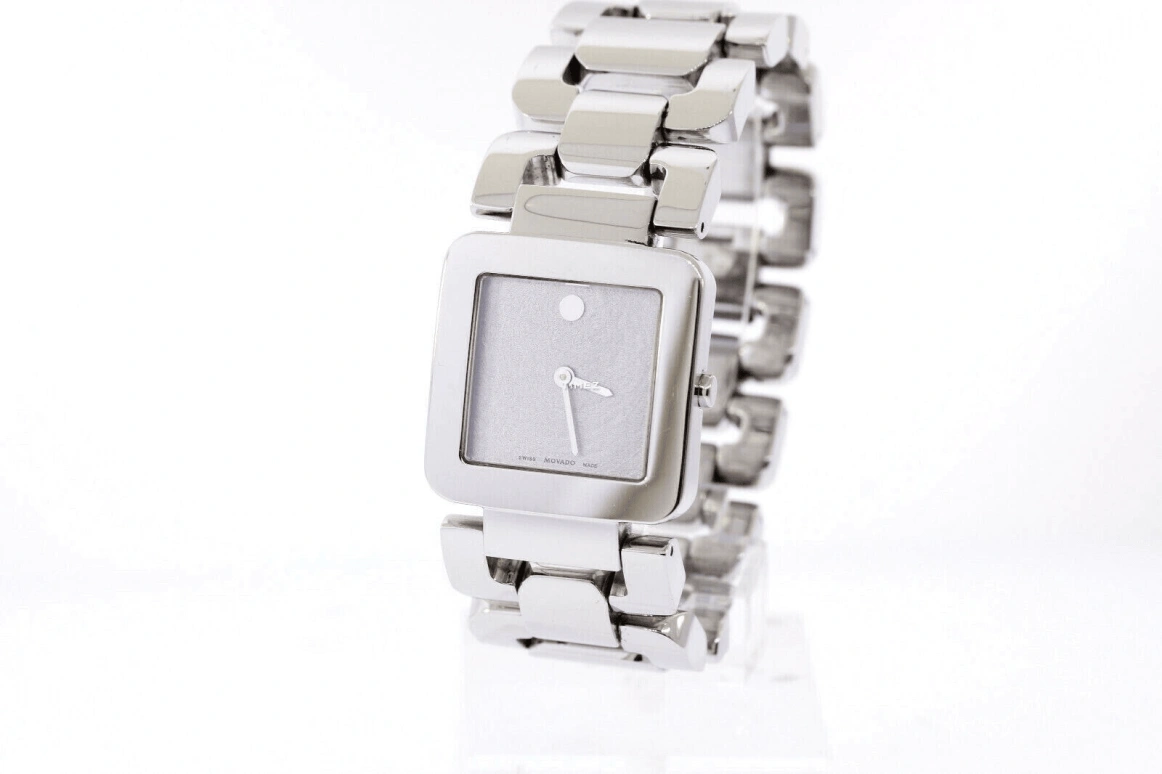 Movado,Luma 28.50mm,28.50mm,Stainless Steel,Metal,Silver,Quartz,Sapphire,Crystal Glass,Square,0606544 