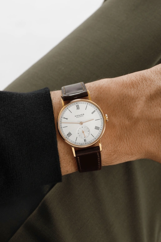 Nomos Glashütte,Ludwig 35mm,35mm,Yellow Gold,Silver White,Handwound,53hours,In-house Caliber,212