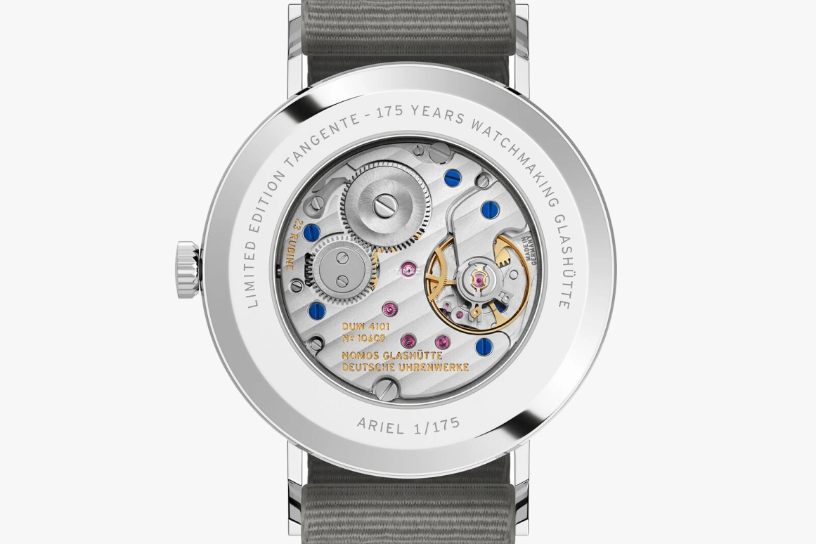 Nomos Glashütte,Tangente 37.50mm,37.50mm,Stainless Steel,Sand,Handwound,Big Date,42hours,179,179.S25