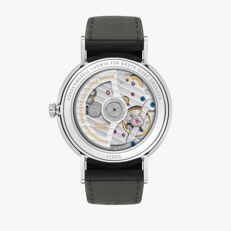Nomos Glashütte,Ludwig 38.50mm,38.50mm,Stainless Steel,White,Automatic,42hours,In-house Caliber,250,250.S2