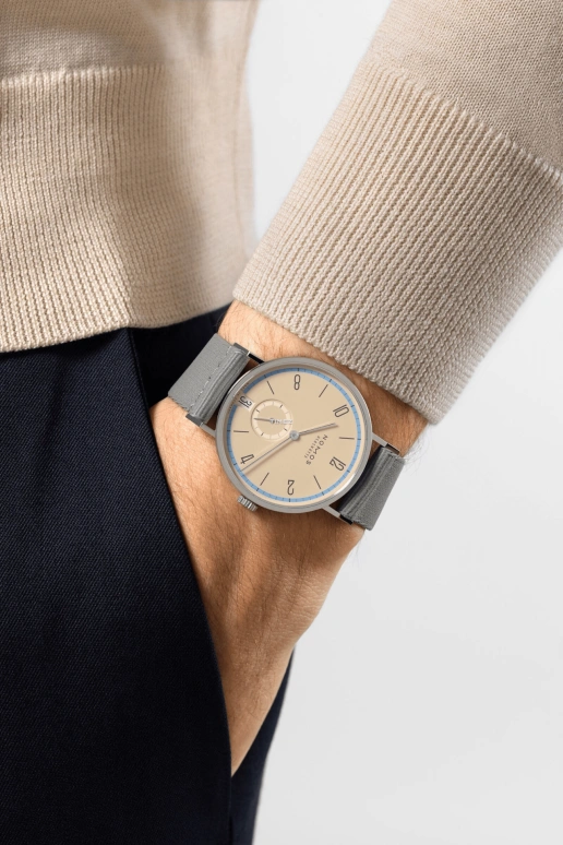 Nomos Glashütte,Tangente 37.50mm,37.50mm,Stainless Steel,Sand,Handwound,Big Date,42hours,179,179.S25