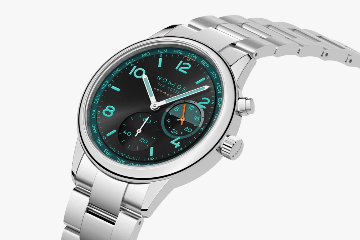 Nomos Glashütte,Club 40mm,40mm,Stainless Steel,Black,Blue,Automatic,Chronograph,Dule Time,World Time,Day / Night Indication,42hours,In-house Caliber,790,790.S7