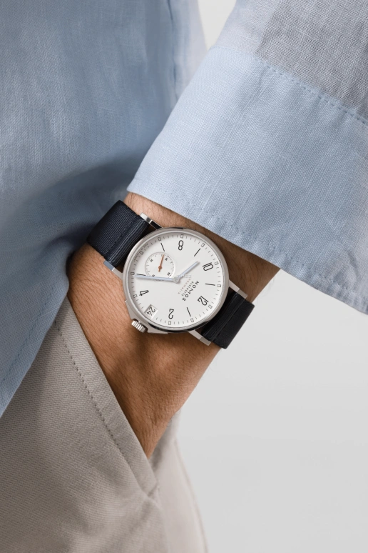 Nomos Glashütte,Ahoi 38.50mm,38.50mm,Stainless Steel,White,Automatic,Day,42hours,525,525.SB