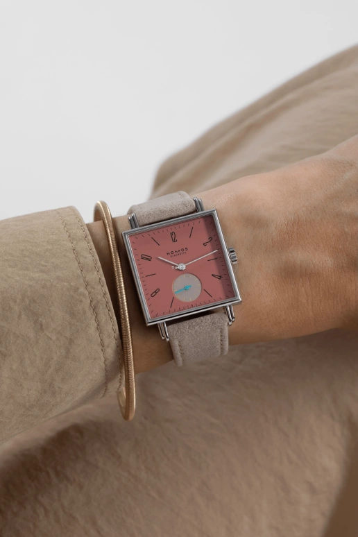 Nomos Glashütte,Tetra 29.50mm,29.50mm,Stainless Steel,Red,Handwound,53hours,In-house Caliber,438