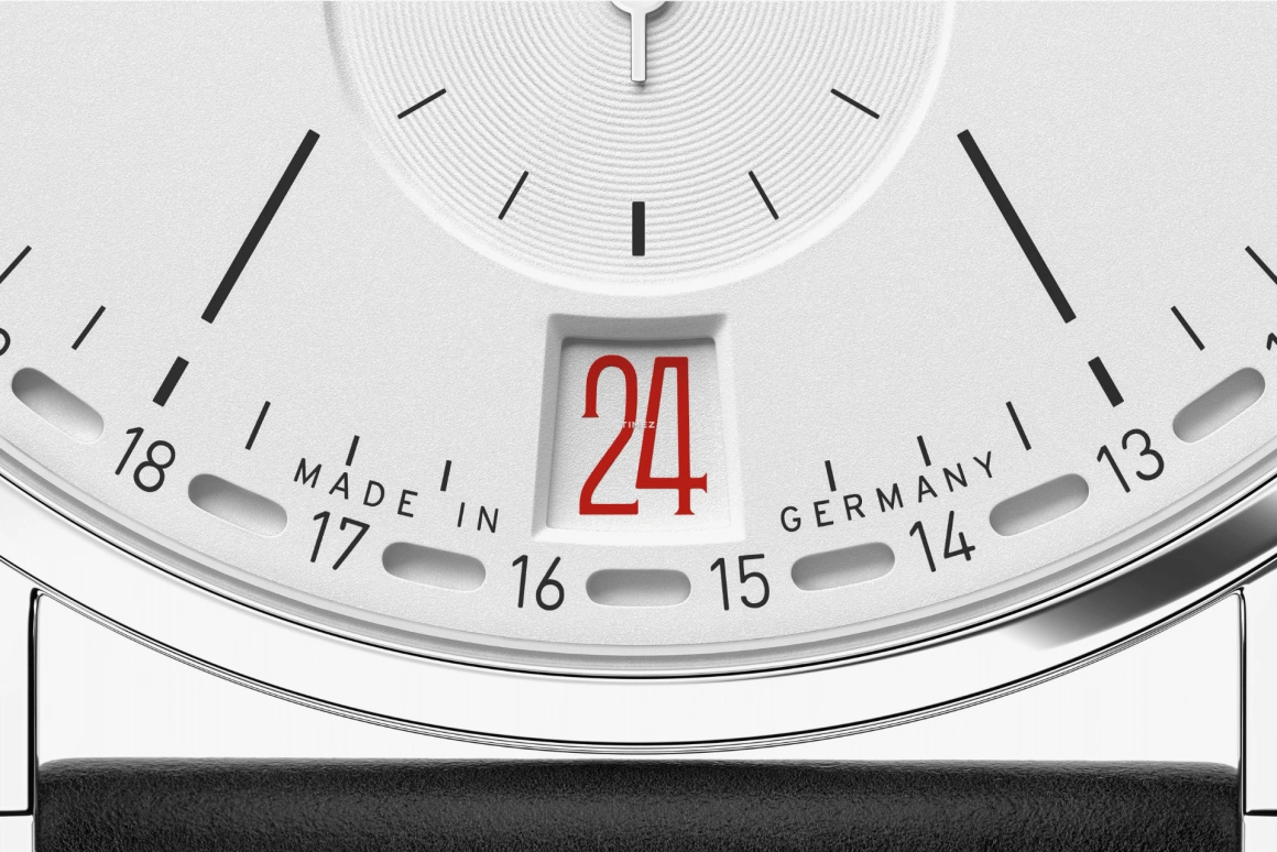 Nomos Glashütte,Tangente 37.50mm,37.50mm,Stainless Steel,Silver White,Handwound,Day,52hours,135