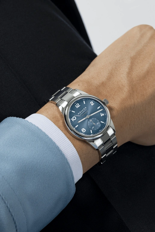 Nomos Glashütte,Club 37mm,37mm,Stainless Steel,Blue,Automatic,42hours,In-house Caliber,747