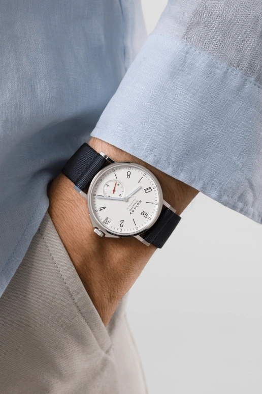 Nomos Glashütte,Ahoi 38.50mm,38.50mm,Stainless Steel,Silver White,Automatic,Day,42hours,525
