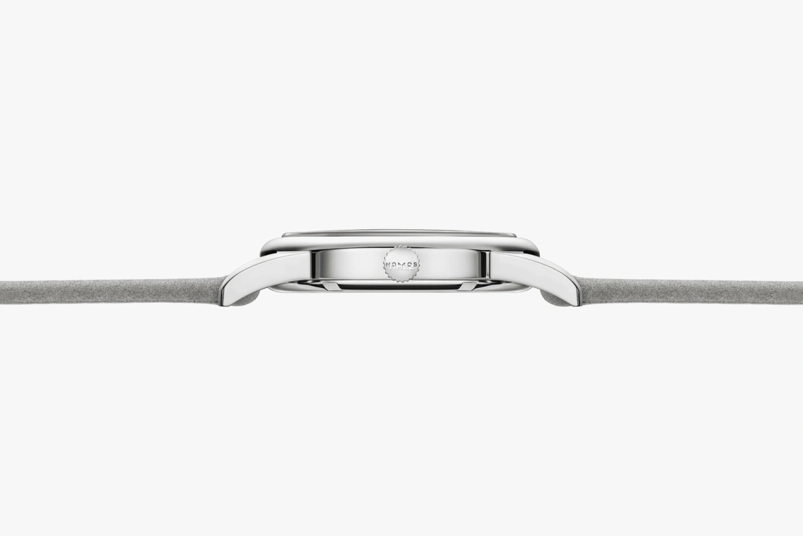 Nomos Glashütte,Club 38.50mm,38.50mm,Stainless Steel,Yellow,Handwound,43hours,In-house Caliber,721