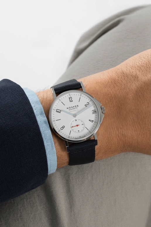 Nomos Glashütte,Ahoi 38.50mm,38.50mm,Stainless Steel,Silver White,Automatic,Day,42hours,525