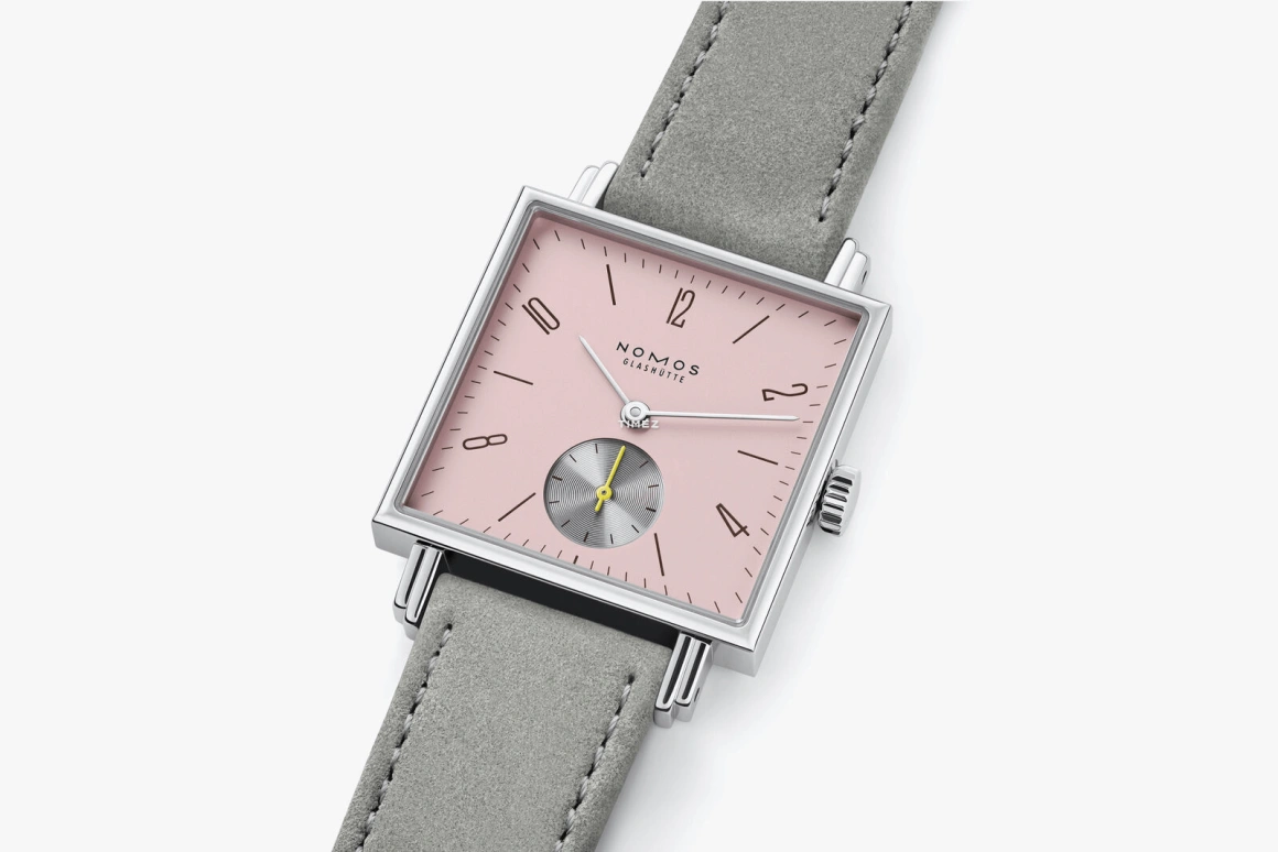 Nomos Glashütte,Tetra 29.50x29.50mm,29.50x29.50mm,Stainless Steel,Pink,Handwound,43hours,In-house Caliber,426