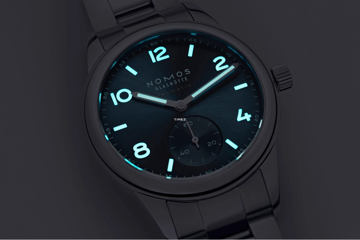 Nomos Glashütte,Club 37mm,37mm,Stainless Steel,Blue,Automatic,42hours,In-house Caliber,747