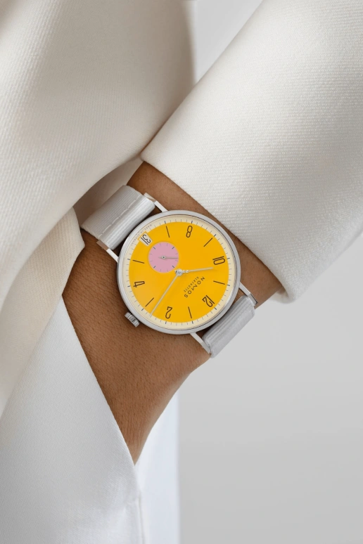 Nomos Glashütte,Tangente 37.50mm,37.50mm,Stainless Steel,Yellow,Handwound,Big Date,42hours,179,179.S8