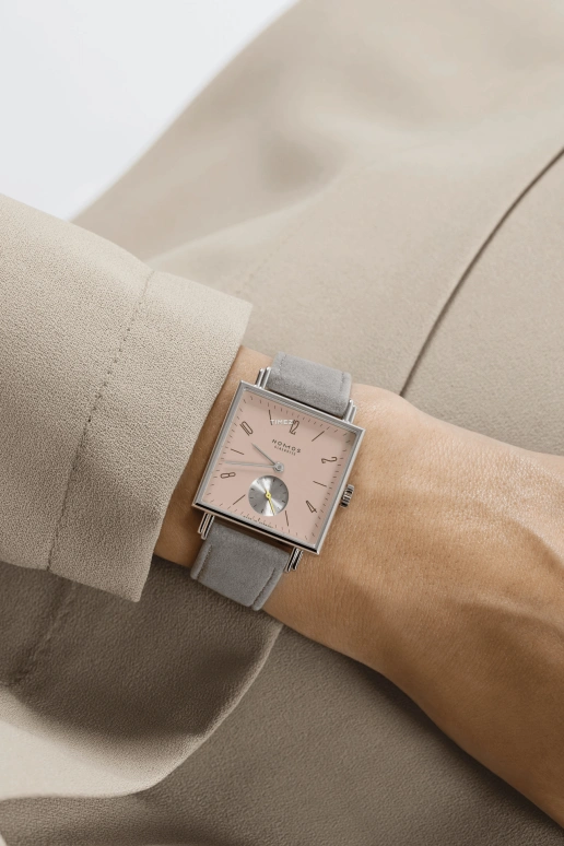 Nomos Glashütte,Tetra 29.50mm,29.50mm,Stainless Steel,Pink,Handwound,43hours,In-house Caliber,474
