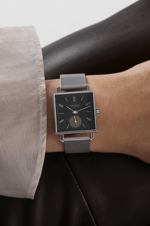 Nomos Glashütte,Tetra 29.50mm,29.50mm,Stainless Steel,Grey,Handwound,53hours,In-house Caliber,440