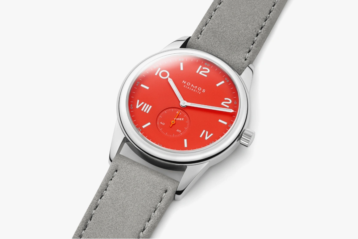 Nomos Glashütte,Club 38.50mm,38.50mm,Stainless Steel,Red,Handwound,43hours,In-house Caliber,723,723.GB
