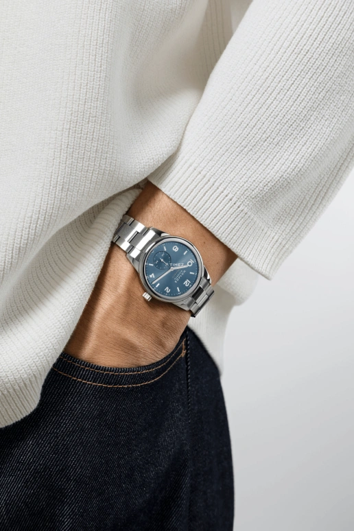Nomos Glashütte,Club 37mm,37mm,Stainless Steel,Blue,Automatic,42hours,In-house Caliber,747