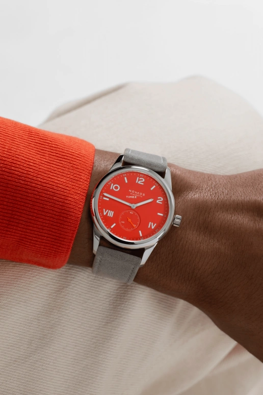 Nomos Glashütte,Club 38.50mm,38.50mm,Stainless Steel,Red,Handwound,43hours,In-house Caliber,723