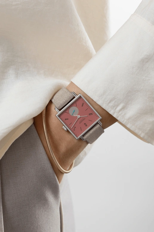 Nomos Glashütte,Tetra 29.50mm,29.50mm,Stainless Steel,Red,Handwound,53hours,In-house Caliber,438,438.SB