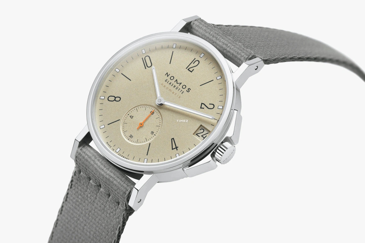 Nomos Glashütte,Ahoi 38.50mm,38.50mm,Stainless Steel,Sand,Cream,Automatic,Day,42hours,517