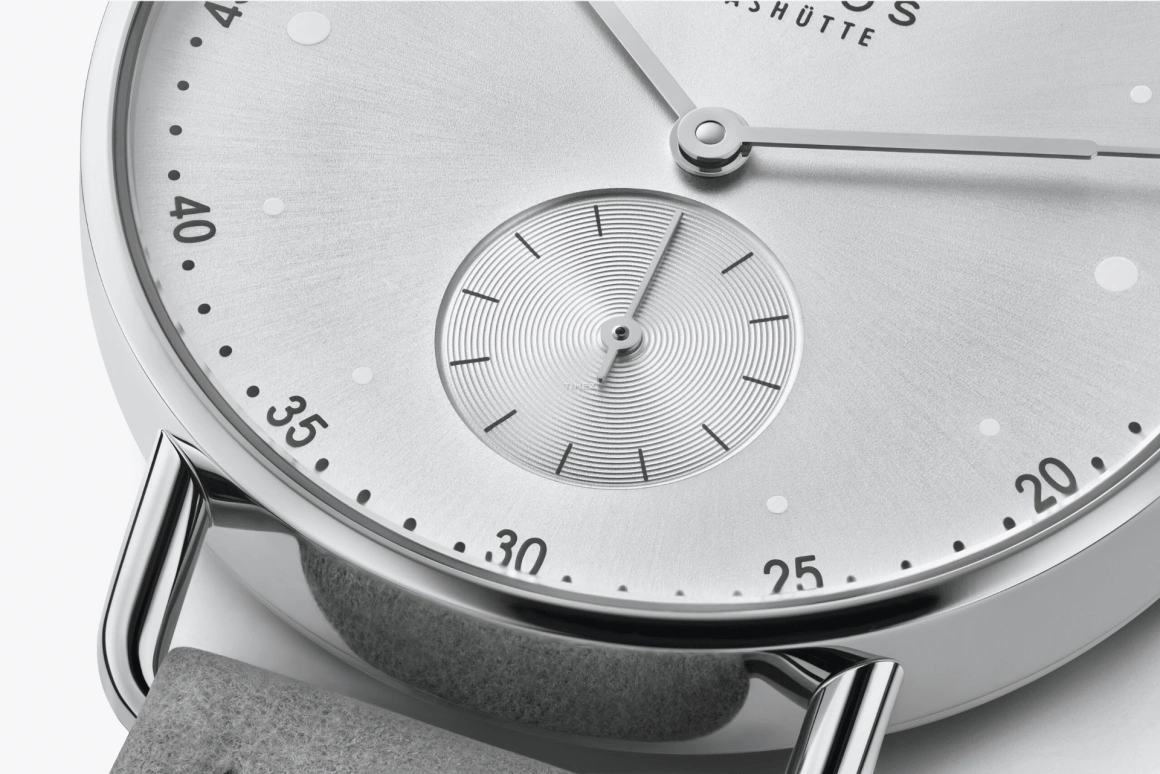 Nomos Glashütte,Metro 33mm,33mm,Stainless Steel,Grey,Handwound,43hours,In-house Caliber,1122,1122.SB