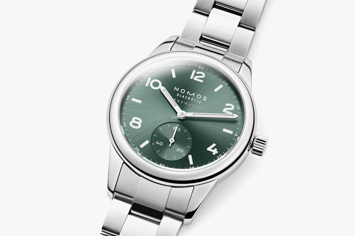 Nomos Glashütte,Club 37mm,37mm,Stainless Steel,Green,Automatic,42hours,In-house Caliber,745