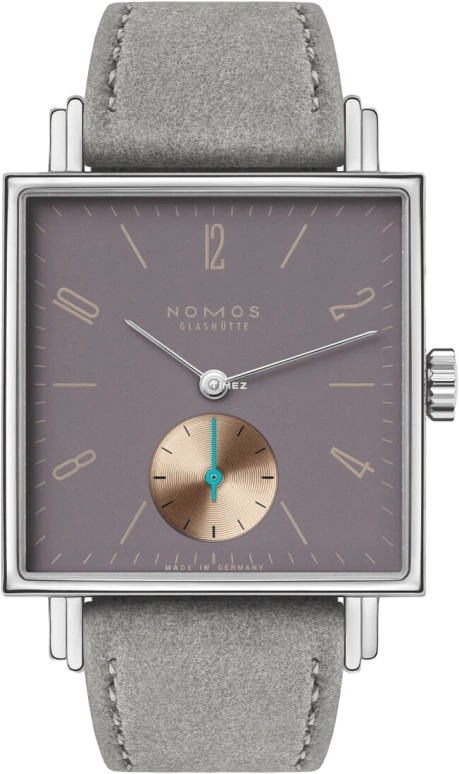 Nomos Glashütte Tetra 425