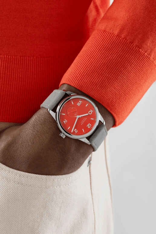 Nomos Glashütte,Club 38.50mm,38.50mm,Stainless Steel,Red,Handwound,43hours,In-house Caliber,723