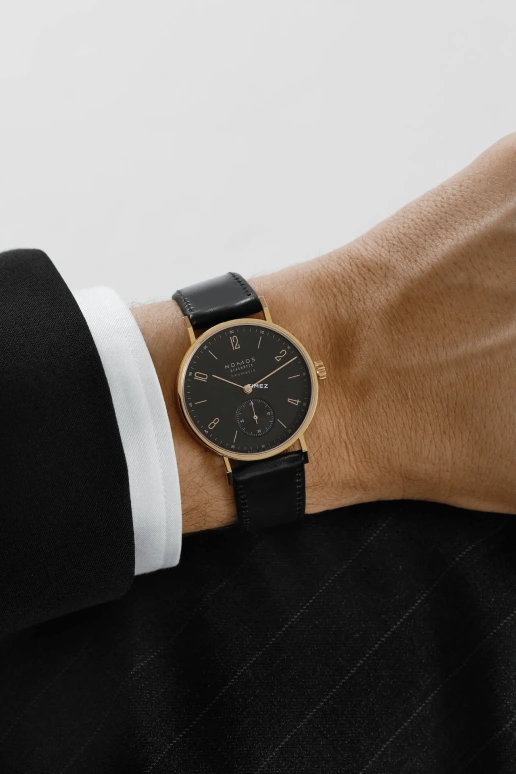 Nomos Glashütte,Tangente 35mm,35mm,Yellow Gold,Black,Automatic,42hours,In-house Caliber,163