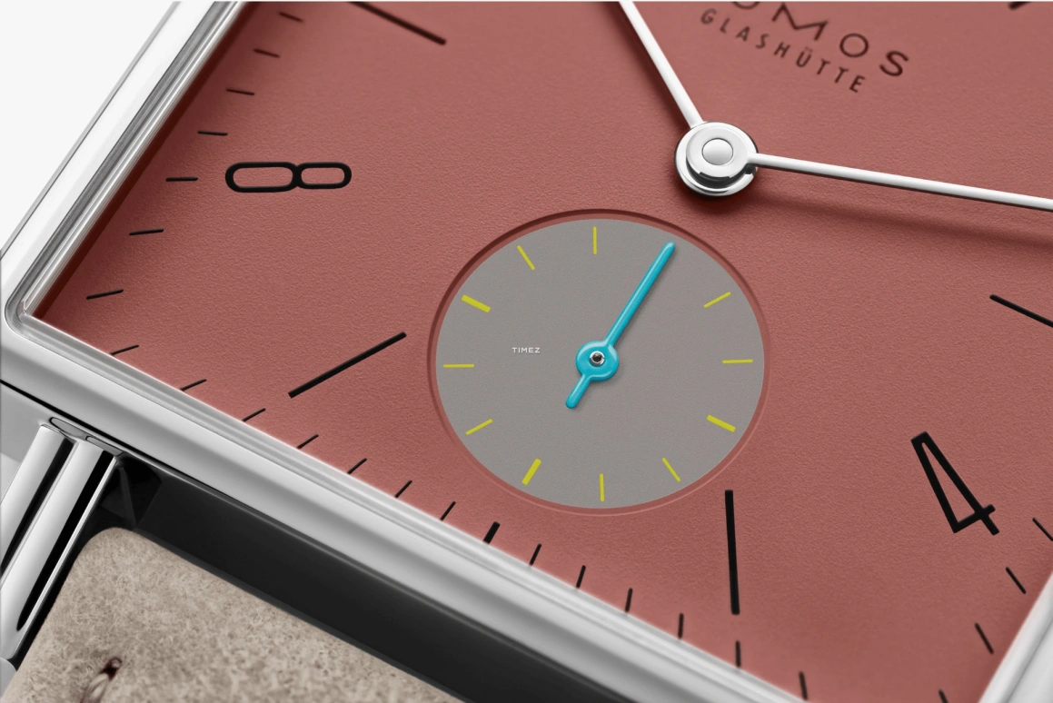 Nomos Glashütte,Tetra 29.50mm,29.50mm,Stainless Steel,Red,Handwound,53hours,In-house Caliber,438,438.SB