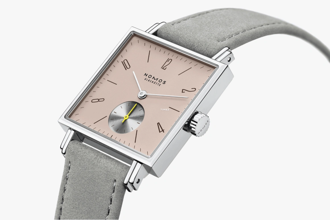 Nomos Glashütte,Tetra 29.50mm,29.50mm,Stainless Steel,Pink,Handwound,43hours,In-house Caliber,474