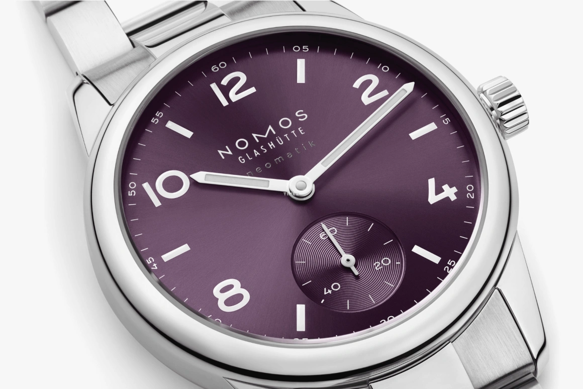 Nomos Glashütte,Club 34mm,34mm,Stainless Steel,Purple,Automatic,42hours,In-house Caliber,757