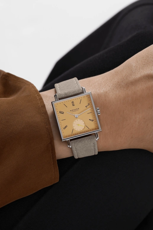 Nomos Glashütte,Tetra 29.50mm,29.50mm,Stainless Steel,Yellow,Handwound,53hours,In-house Caliber,437