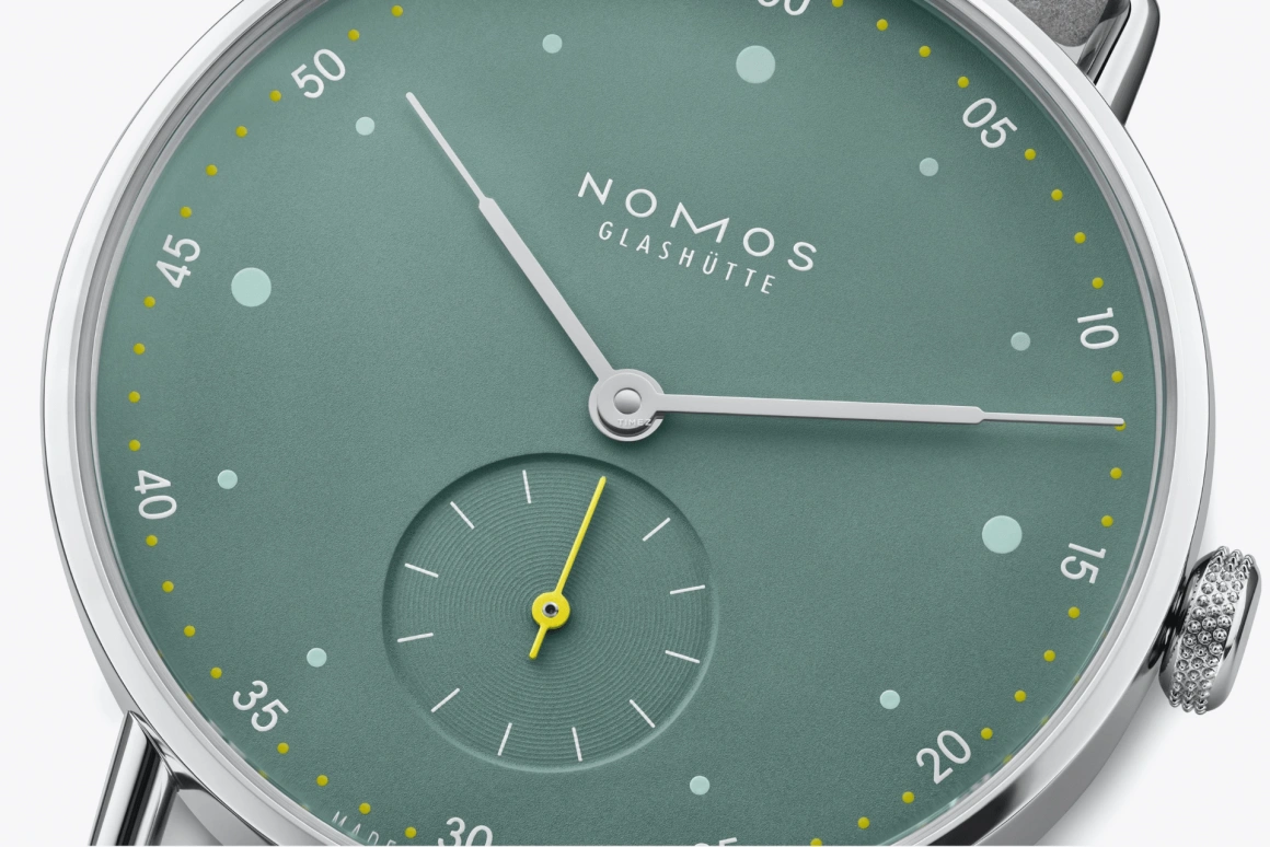 Nomos Glashütte,Metro 33mm,33mm,Stainless Steel,Green,Handwound,43hours,In-house Caliber,1124