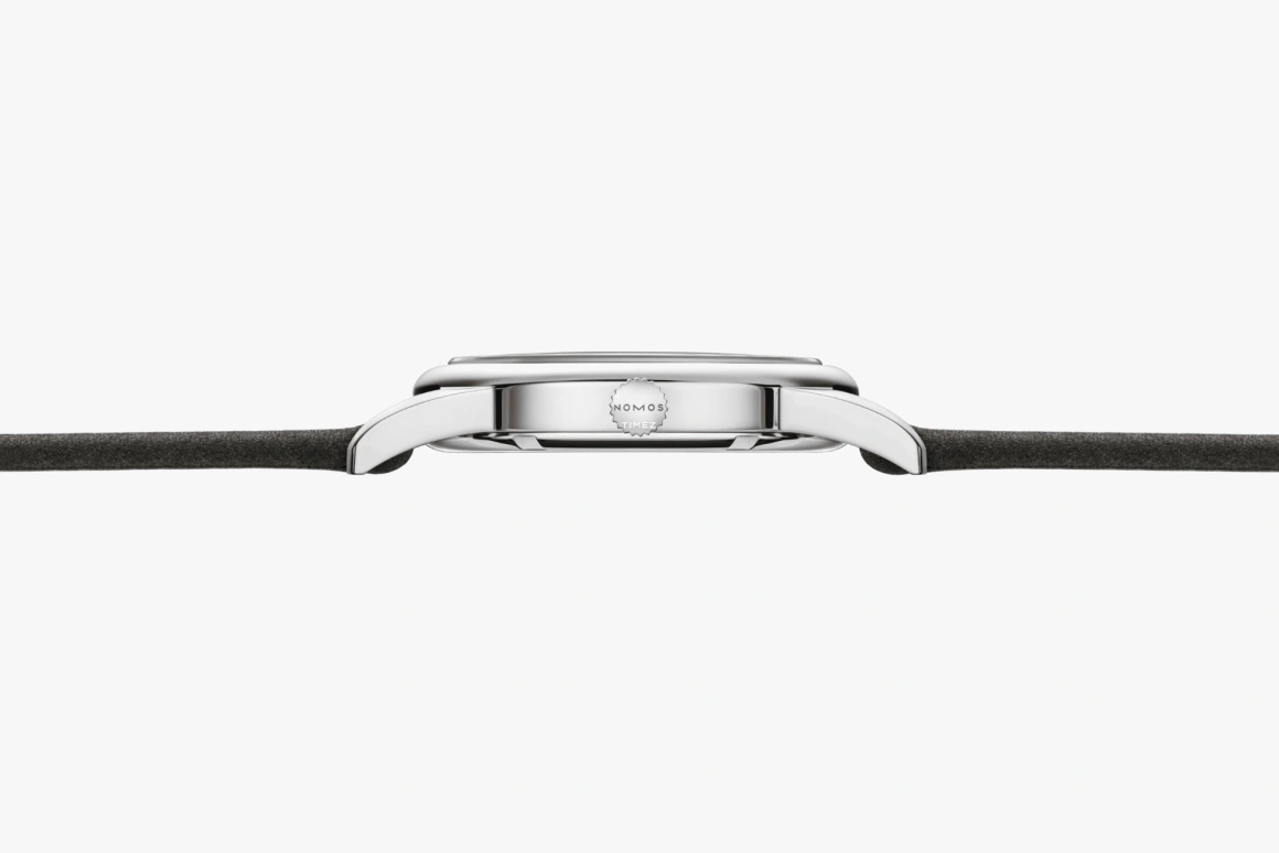 Nomos Glashütte,Club 38.50mm,38.50mm,Stainless Steel,Dark Blue,Handwound,43hours,In-house Caliber,722,722.GB