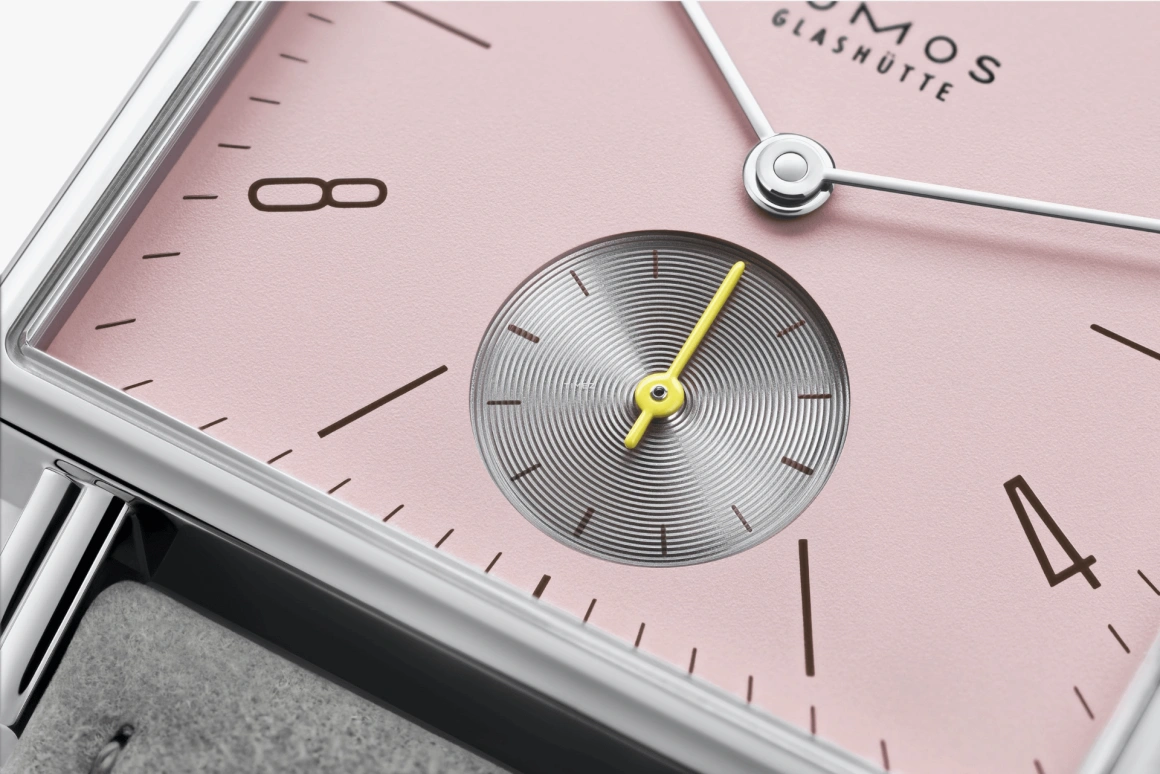 Nomos Glashütte,Tetra 29.50mm,29.50mm,Stainless Steel,Rose,Handwound,43hours,In-house Caliber,476