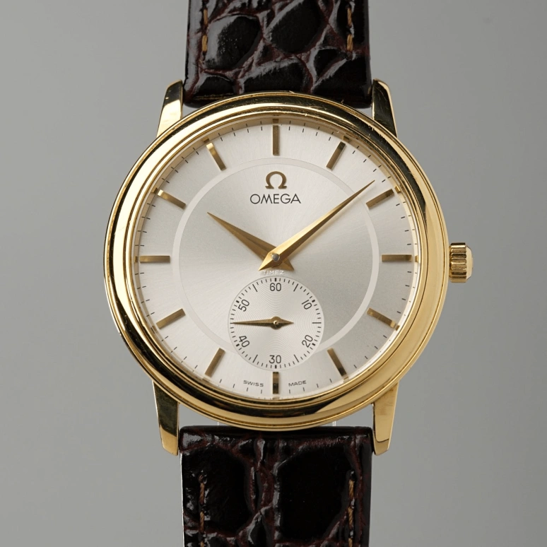 Omega,De Ville 34mm,34mm,Yellow Gold,Silver,White,Handwound,In-house Caliber,Sapphire,125,125.0050