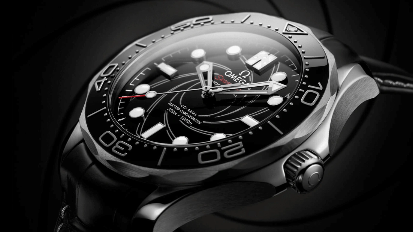 Omega,Seamaster Diver 300M 42mm,42mm,Platinum,Black,Automatic,55hours,In-house Caliber,210,210.93.42.20.01.001