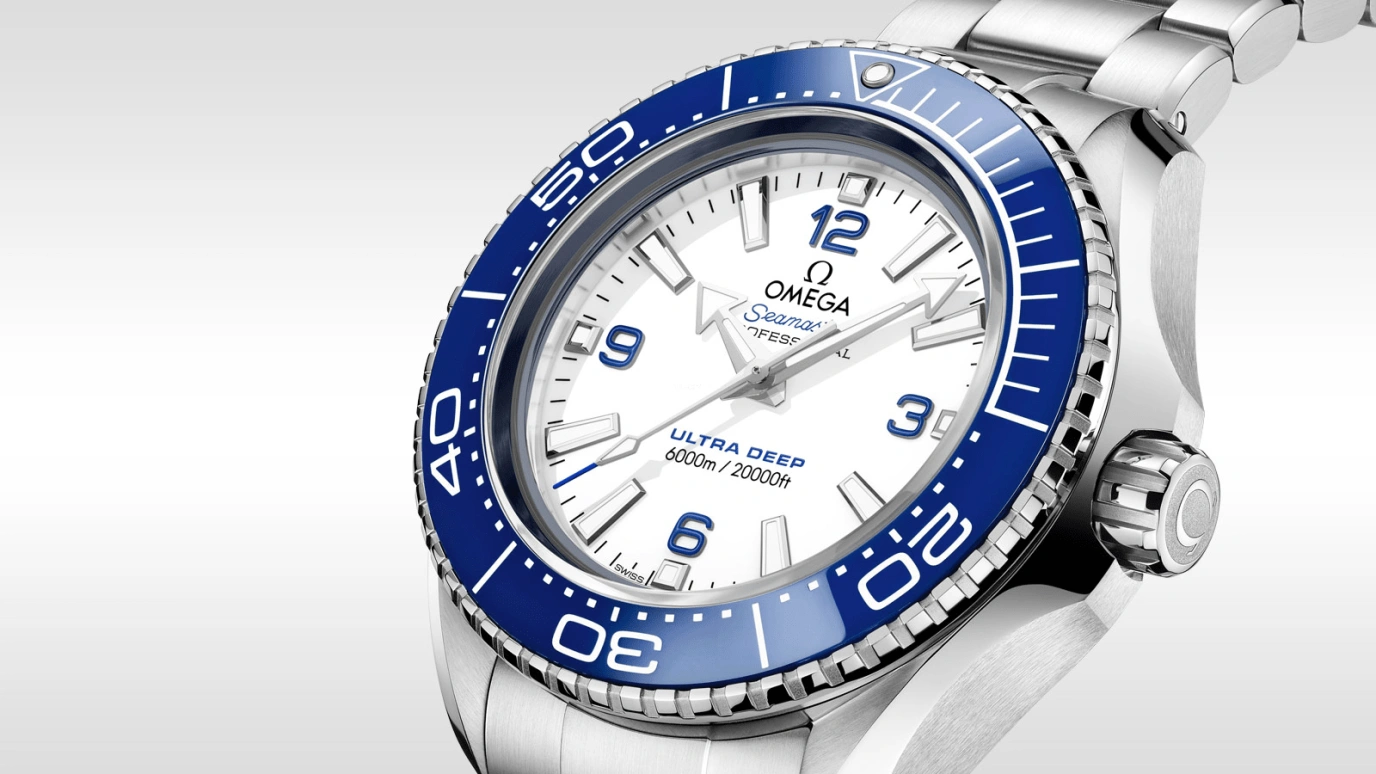 Omega,Seamaster Planet Ocean 45.50mm,45.50mm,Titanium,Ceramic,Stainless Steel,White,Automatic,Co-Axial Escapement,60hours,215,215.30.46.21.04.001