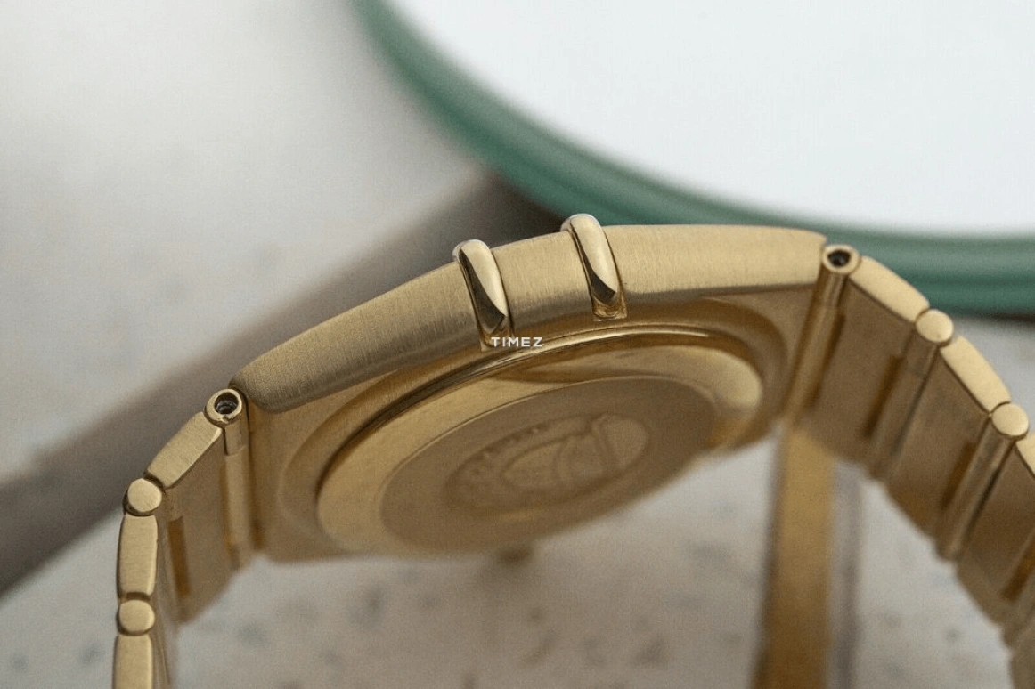 Omega,Constellation 35.50mm,35.50mm,Yellow Gold,Silver,Automatic,Day,44hours,1102,1102.30.00