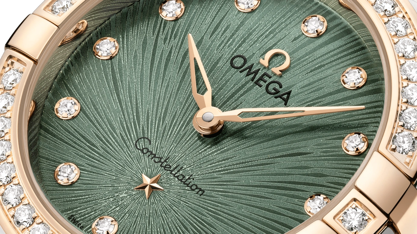 Omega,Constellation 28mm,28mm,Stainless Steel,Green,Quartz,In-house Caliber,Sapphire,Crystal Glass,131,131.25.28.60.60.001