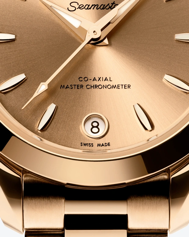 Omega,Aqua Terra 30mm,30mm,Moonshine Gold,Gold,Automatic,Day,Anti-magnetic,220,220.50.30.20.08.001