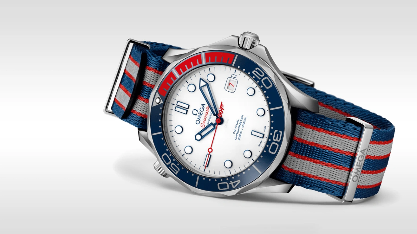 Omega,Seamaster Diver 300M 41mm,41mm,Stainless Steel,White,Automatic,Date,Co-Axial Escapement,212,212.32.41.20.04.001
