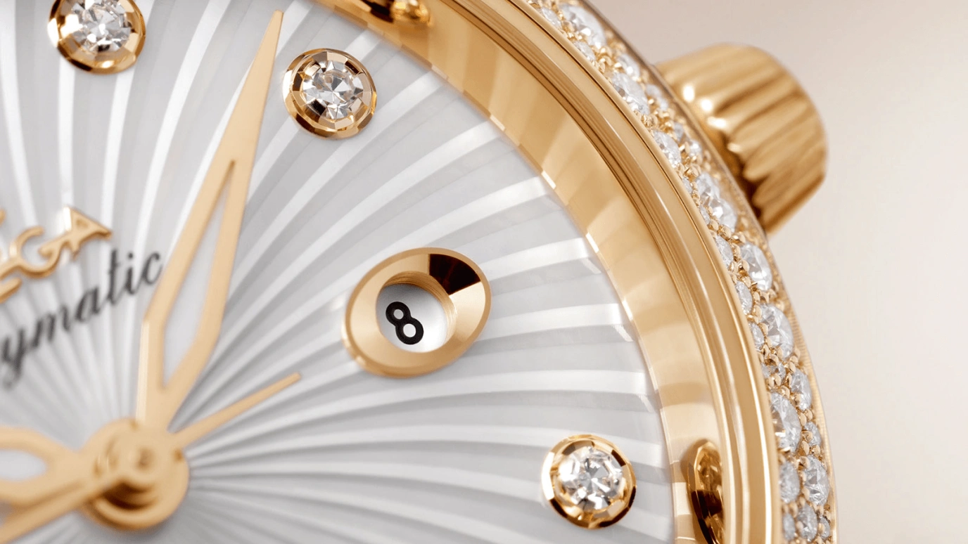 Omega,LadyMatic 34mm,34mm,Yellow Gold,White,Automatic,Date,Co-Axial Escapement,425,425.65.34.20.55.002
