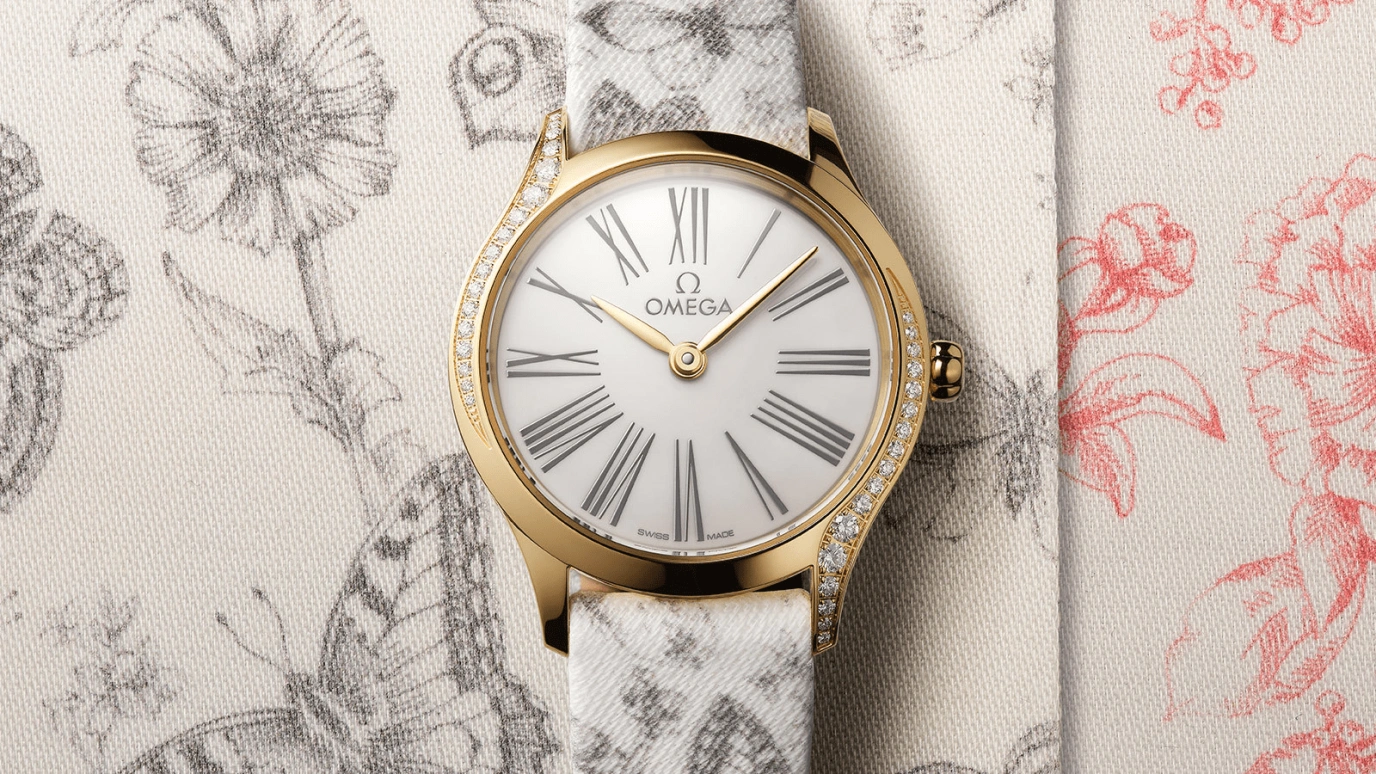 Omega,De Ville 26mm,26mm,Moonshine Gold,White,Quartz,In-house Caliber,Sapphire,428,428.57.26.60.04.002