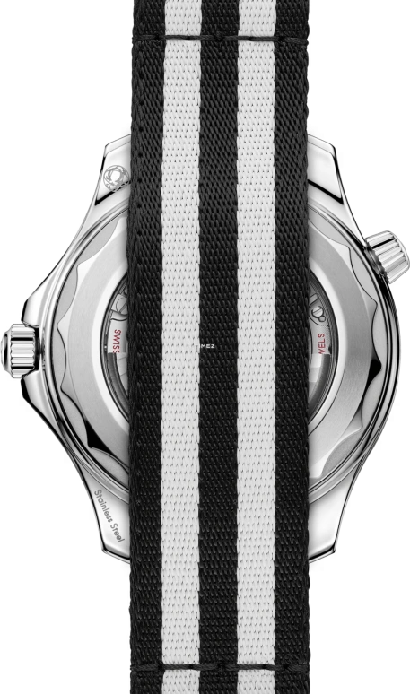 Omega,Seamaster Diver 300M 42mm,42mm,Stainless Steel,Black,Automatic,Anti-magnetic,55hours,210,210.32.42.20.01.005