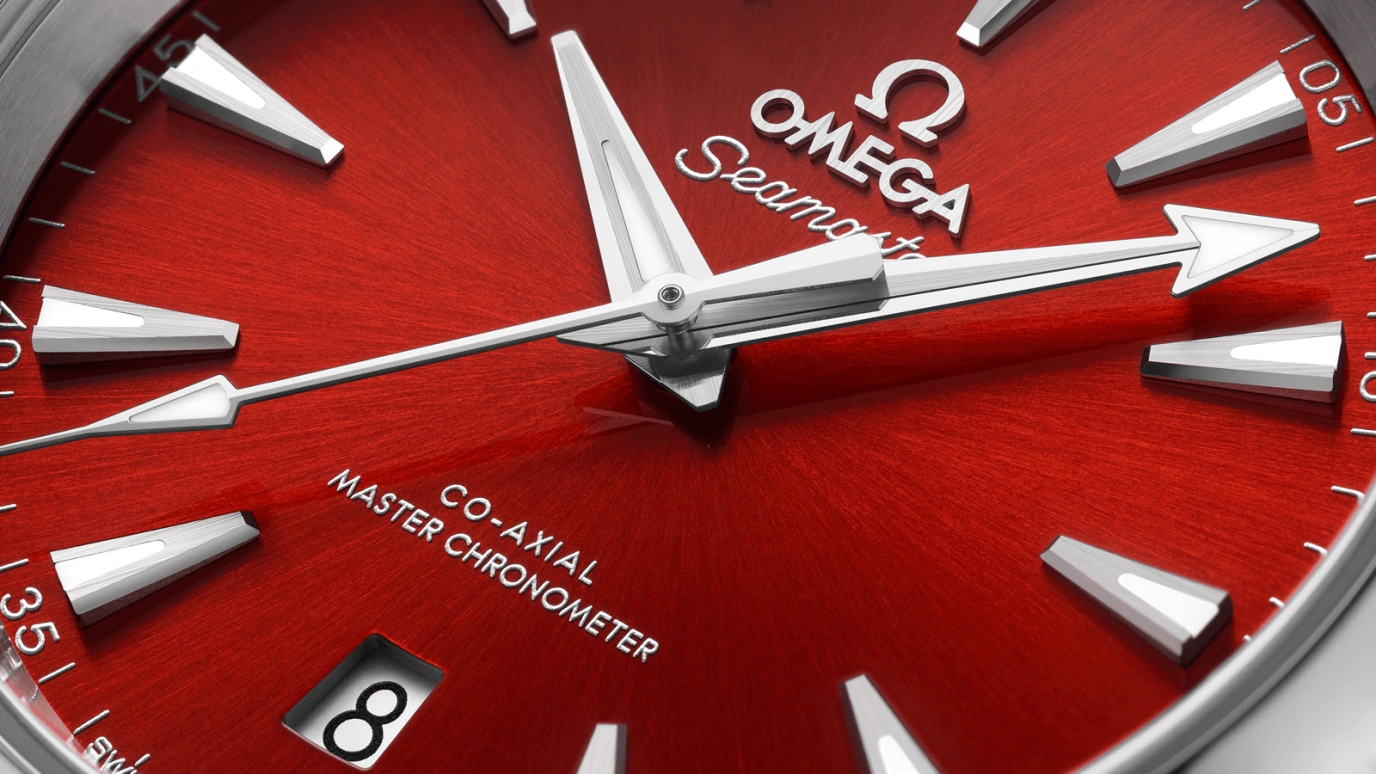 Omega,Aqua Terra 38mm,38mm,Stainless Steel,Red,Automatic,Day,Co-Axial Escapement,Kieran Culkin,220,220.10.38.20.13.003