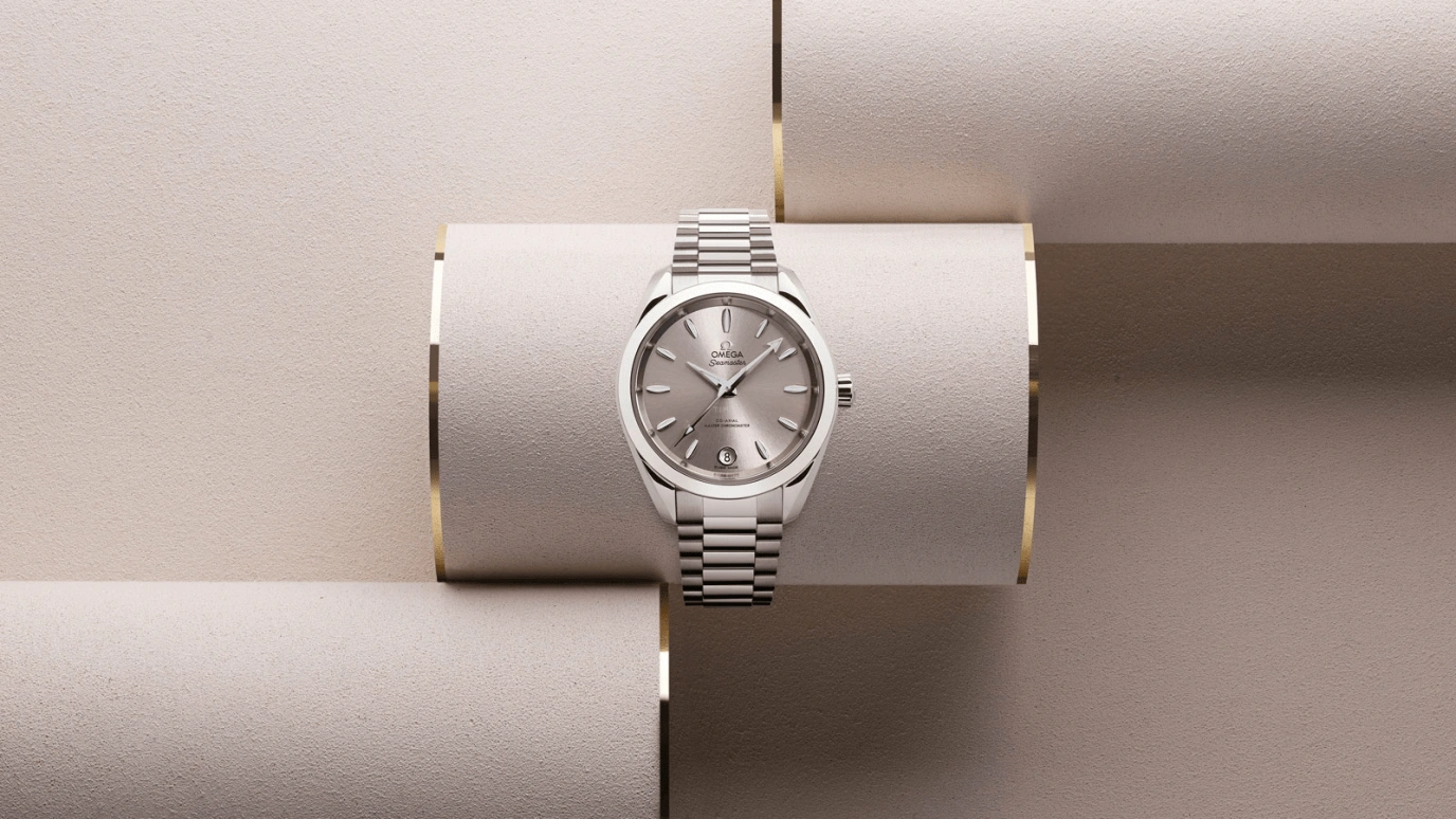 Omega,Aqua Terra 34mm,34mm,Stainless Steel,Beige,Automatic,Date,Co-Axial Escapement,220,220.10.34.20.09.001