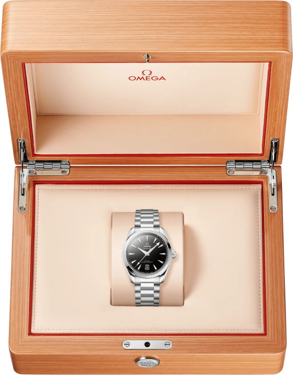 Omega,Aqua Terra 38mm,38mm,Stainless Steel,Black,Automatic,Day,Anti-magnetic,Eddie Redmayne,220,220.10.38.20.01.004